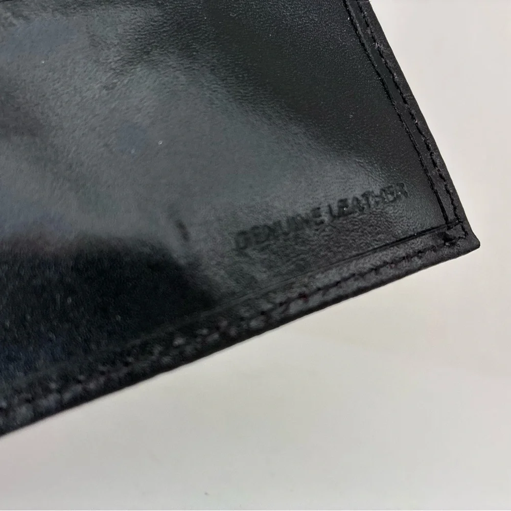 NWOT Mens Black Leather Bifold Card Case Wallet